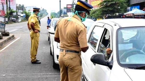 കാസര്‍ഗോഡ് ജില്ലയിൽ വിവിധ പൊലീസ് സ്റ്റേഷന്‍ പരിധികളില്‍ പുറപ്പെടുവിച്ച നിരോധനാജ്ഞ നീട്ടി