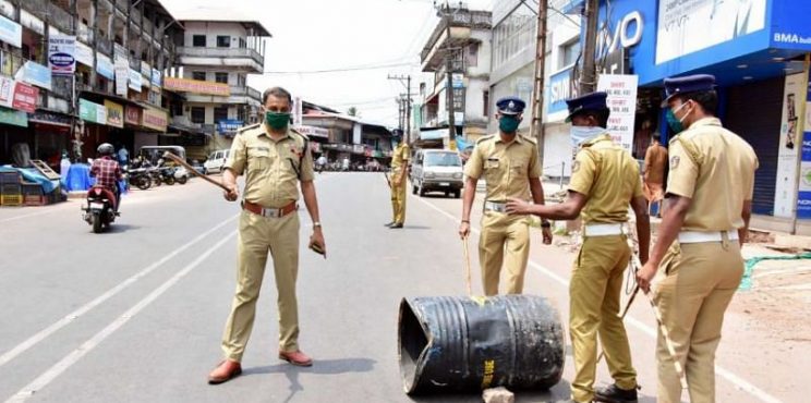 കോവിഡ് വ്യാപനം കുറഞ്ഞിട്ടും തിരുവനന്തപുരം ജില്ലയില്‍ നിരോധനാജ്ഞ നീട്ടി.