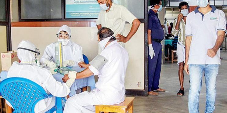 എറണാകുളം ജില്ലയില് രോഗികളുടെ എണ്ണം വര്ധിക്കുന്ന സാഹചര്യത്തില് ജില്ലാ ഭരണകൂടം കടുത്ത നടപടിക്ക് ഒരുങ്ങുന്നു. എറണാകുളം ജില്ലയില് രോഗികളുടെ എണ്ണം വര്ധിക്കുന്ന സാഹചര്യത്തില് ജില്ലാ ഭരണകൂടം കടുത്ത നടപടിക്ക് ഒരുങ്ങുന്നു.