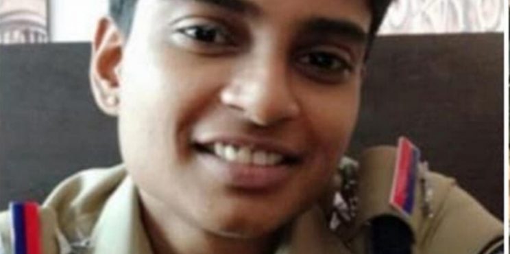 സബ് ഇൻസ്‌പെക്ടർ ആനി, ഇന്നലകളോട് പൊരുതി ജീവിതവിജയം നേടിയ വനിത