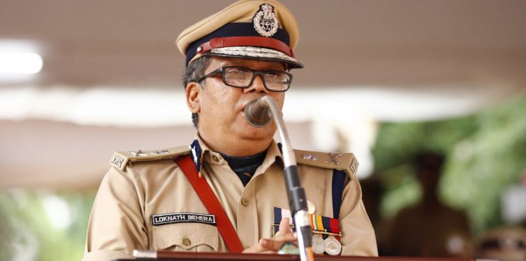 കേരളം ഐ.എസ്. തീവ്രവാദികളുടെ റിക്രൂട്ടിങ് താവളമാണെന്ന് സംസ്ഥാന പോലീസ് മേധാവി ലോക്നാഥ് ബെഹ്റ. കേരളം ഐ.എസ്. തീവ്രവാദികളുടെ റിക്രൂട്ടിങ് താവളമാണെന്ന് സംസ്ഥാന പോലീസ് മേധാവി ലോക്നാഥ് ബെഹ്റ.