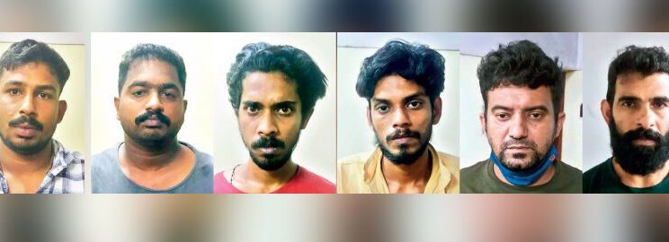 വാ​ഹ​ന പ​രി​ശോ​ധ​ന​ക്കി​ടെ മ​ല​പ്പു​റം പൊ​ലീ​സ്​ 10.9 കി​ലോ​ഗ്രാം ക​ഞ്ചാ​വ്​ പി​ടി​കൂ​ടി.