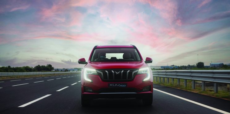 മഹീന്ദ്ര XUV700