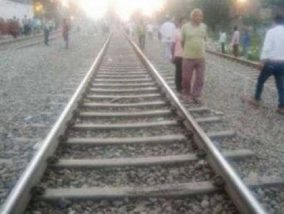 റെയില്‍പാത മുറിച്ച് കടക്കുമ്പോള്‍ ട്രെയിന്‍ ഇടിച്ച് യുവാവിന്റെ കൈ അറ്റു