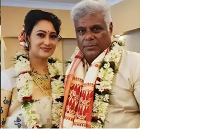 തെന്നിന്ത്യൻ നടനാണ് ആശിഷ് വിദ്യാര്‍ത്ഥി വിവാഹിതനായി.