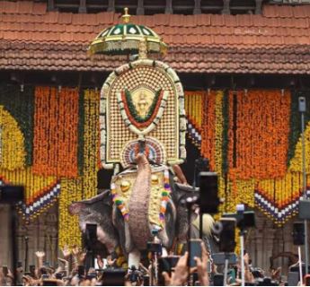ഇന്ന് തൃശ്ശൂർ പൂരം ; ആഘോഷത്തിമിർപ്പിൽ പൂരനഗരി