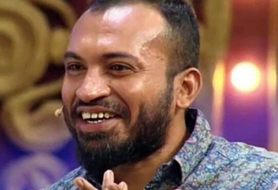 നടനും നിർമ്മാതാവും സംവിധായകനുമായ സൗബിൻ  ഷാഹിറിന്റെ ഓഫീസിൽ  ആദായ നികുതി വകുപ്പിന്റെ റെയ്ഡ്