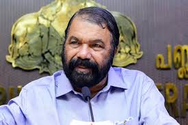 ശിരോവസ്ത്രം ധരിച്ച ടീച്ചർ സ്കൂളിൽ ഹിജാബ് പാടില്ലെന്ന് പറയുന്നത് വിരോധാഭാസം; സ്കൂൾ വിടാൻ കാരണക്കാരായവർ മറുപടി നൽകണം – വിദ്യാഭ്യാസമന്ത്രി വി ശിവന്കുട്ടി ശിരോവസ്ത്രം ധരിച്ച ടീച്ചർ സ്കൂളിൽ ഹിജാബ് പാടില്ലെന്ന് പറയുന്നത് വിരോധാഭാസം; സ്കൂൾ വിടാൻ കാരണക്കാരായവർ മറുപടി നൽകണം – വിദ്യാഭ്യാസമന്ത്രി വി ശിവന്കുട്ടി