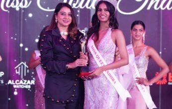 ‘മിസ് ക്വീൻ ആന്ധ്ര 2026’ കിരീടം ചൂടി മധുര സാഹിതി ‘മിസ് ക്വീൻ ആന്ധ്ര 2026’ കിരീടം ചൂടി മധുര സാഹിതി