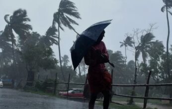 ‘ഡോൾഫിൻ’ ചുഴലിക്കാറ്റ് ഭീഷണി: സംസ്ഥാനത്ത് മൂന്ന് ദിവസം കൂടി കനത്ത മഴ തുടരും; 9 ജില്ലകളിൽ ഓറഞ്ച് അലേർട്ട്