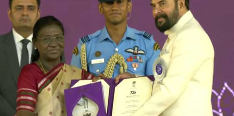 നാലാം തവണയും മികച്ച നടൻ; ദേശീയ ചലച്ചിത്ര പുരസ്‌കാരം ഏറ്റുവാങ്ങി മമ്മൂട്ടി
