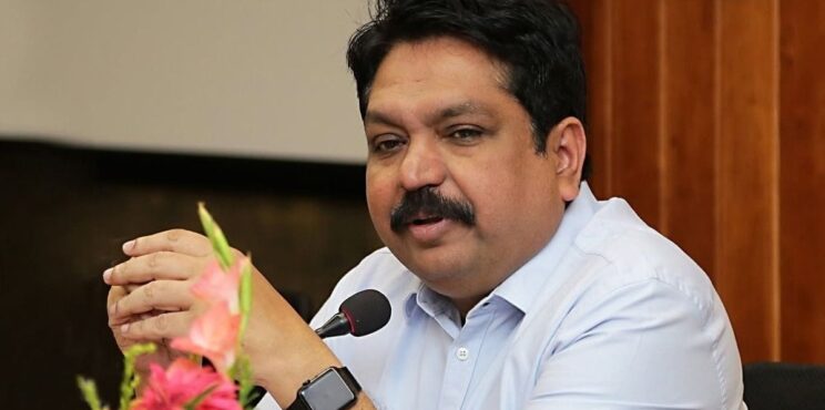 അനധികൃത സ്വത്ത്‌സമ്പാദനം: മുൻ ഡിജിപി ടോമിൻ ജെ. തച്ചങ്കരിക്ക് നാല് വർഷം കഠിനതടവും പിഴയും