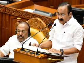 ചരിത്രപരമായ നീക്കം: മുഖ്യ തിരഞ്ഞെടുപ്പ് കമ്മീഷണർ ഗ്യാനേഷ് കുമാറിനെതിരെ കേരള നിയമസഭയിൽ പ്രമേയം പാസാക്കി